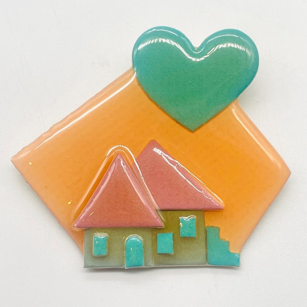 Designs by Lucinda‎ Winter Scene Resin Brooch Snowman Penguin House Blue